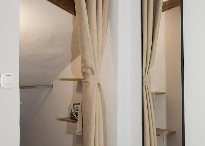 Urban Petit Ermoupoli